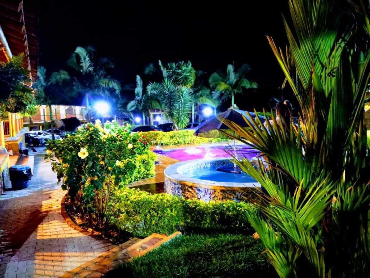 Finca Hotel El Diamante Calarcá Zewnętrze zdjęcie