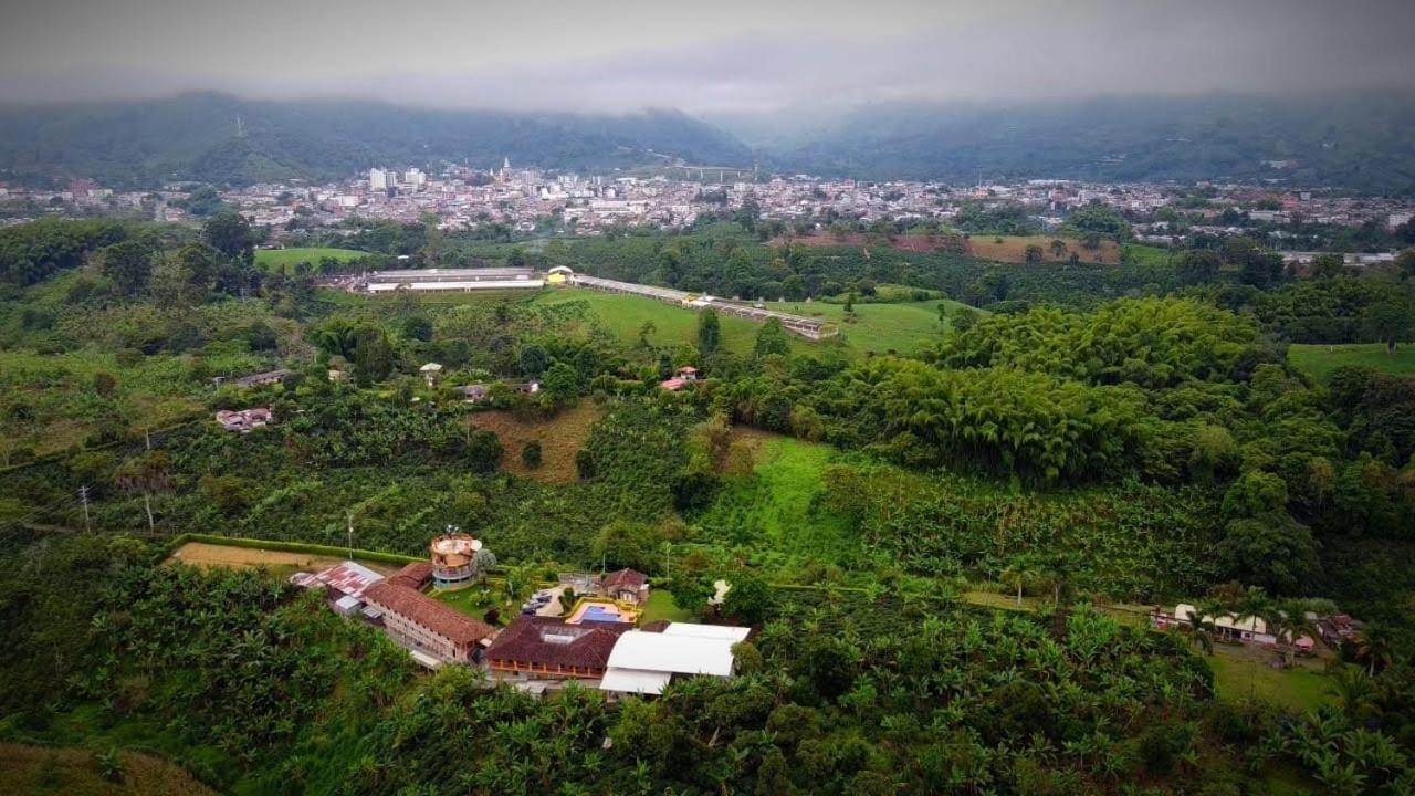 Finca Hotel El Diamante Calarcá Zewnętrze zdjęcie